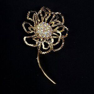 VTG Sarah Coventry Gold-Tone "Allusion" Filigree Flower Brooch Rhinestones 1968